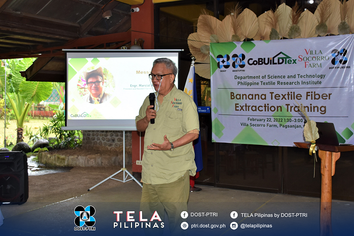 Banana textile fiber extraction training photo 4 with watermark