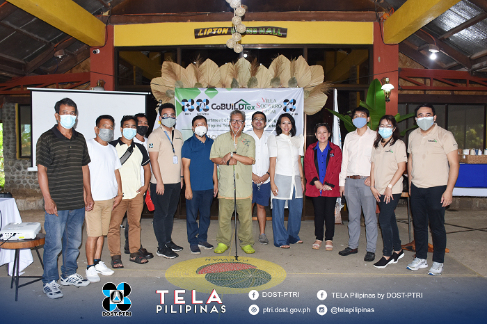 Banana textile fiber extraction training photo 7 with watermark