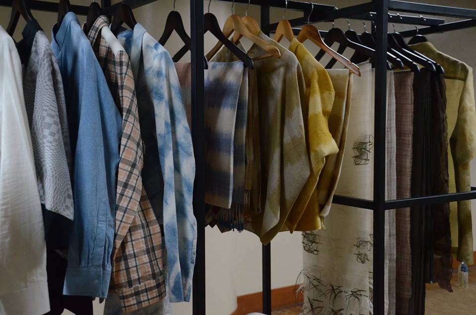 Natural Dyes Modular Display